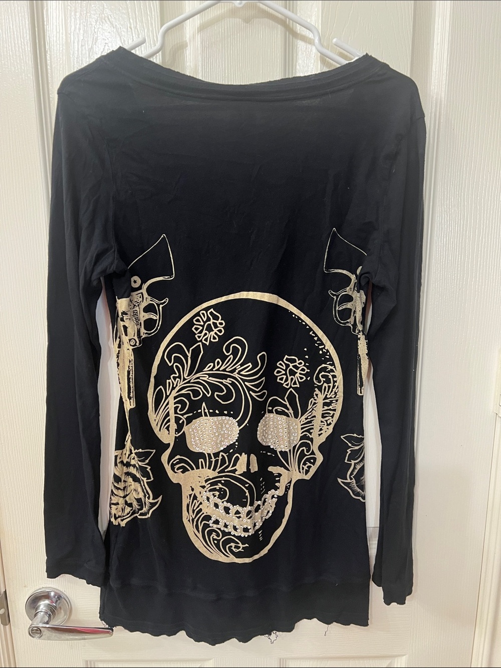 Crash & Burn Black V-Neck Long Sleeve Top with Cream Rose Side Prints Skull Back